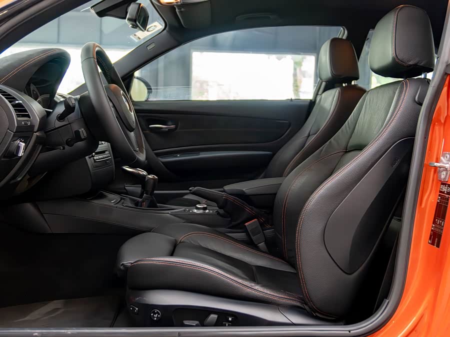 BMW 1 Series M 2013 car image #8