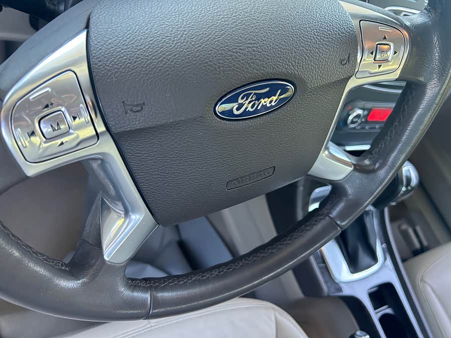 Ford Mondeo-Zhisheng 2012 image de voiture #8