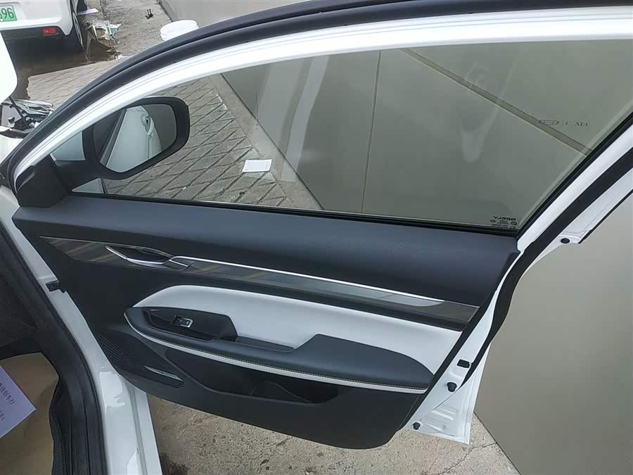 GEELY Emgrand L 2022 #8 GEELY Emgrand L 2022 car image #8