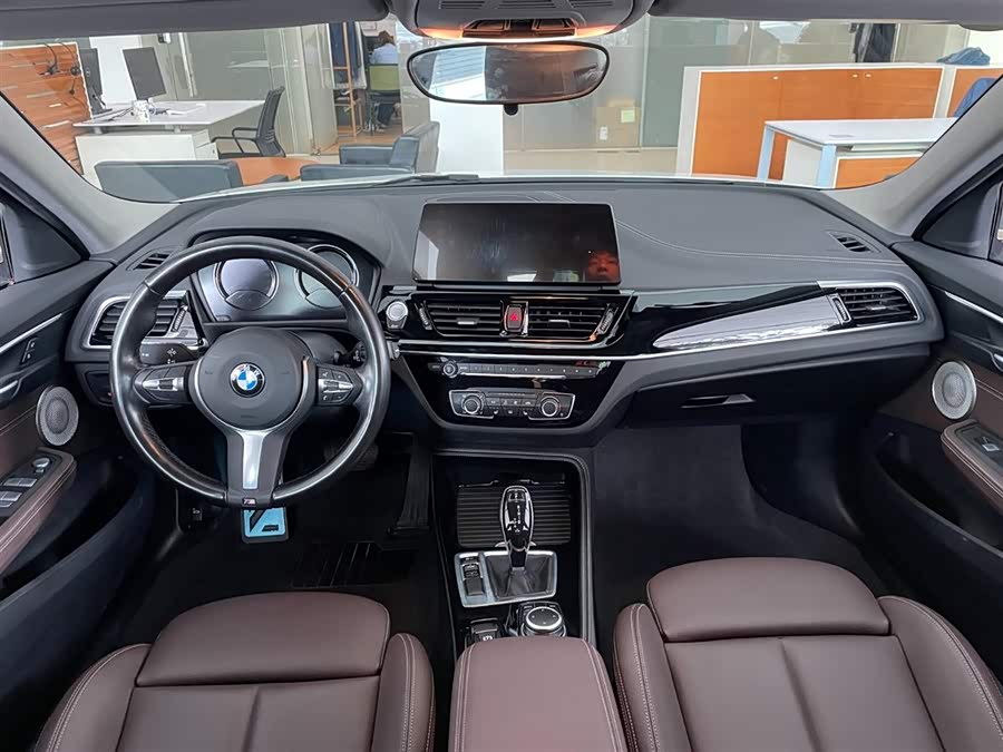 BMW 1 Series 2023 car image #8