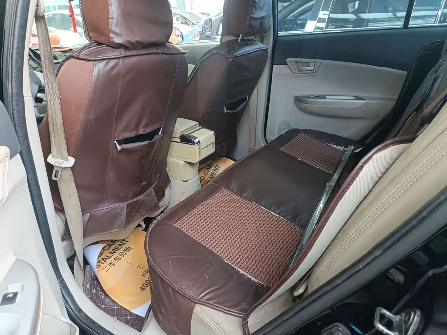 Changan Alsvin V5 2014 car image #8