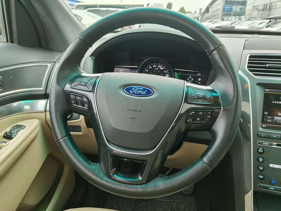 Ford Explorer (Imported) 2015 car image #8