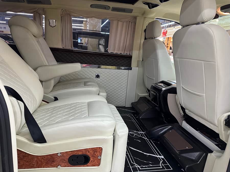 奔驰 唯雅诺 2012 汽车图片 #8