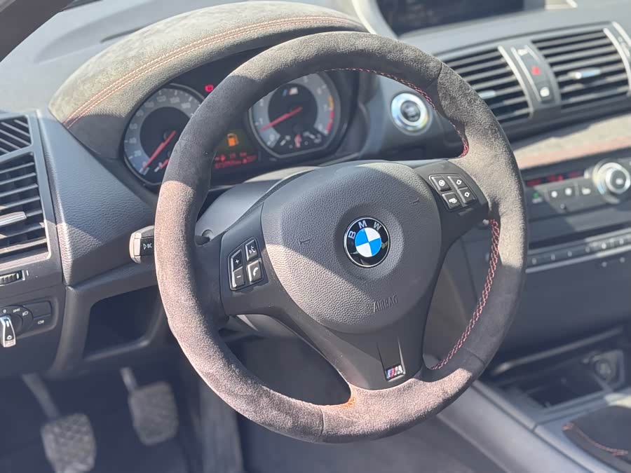 BMW 1 Series M 2012 car image #8