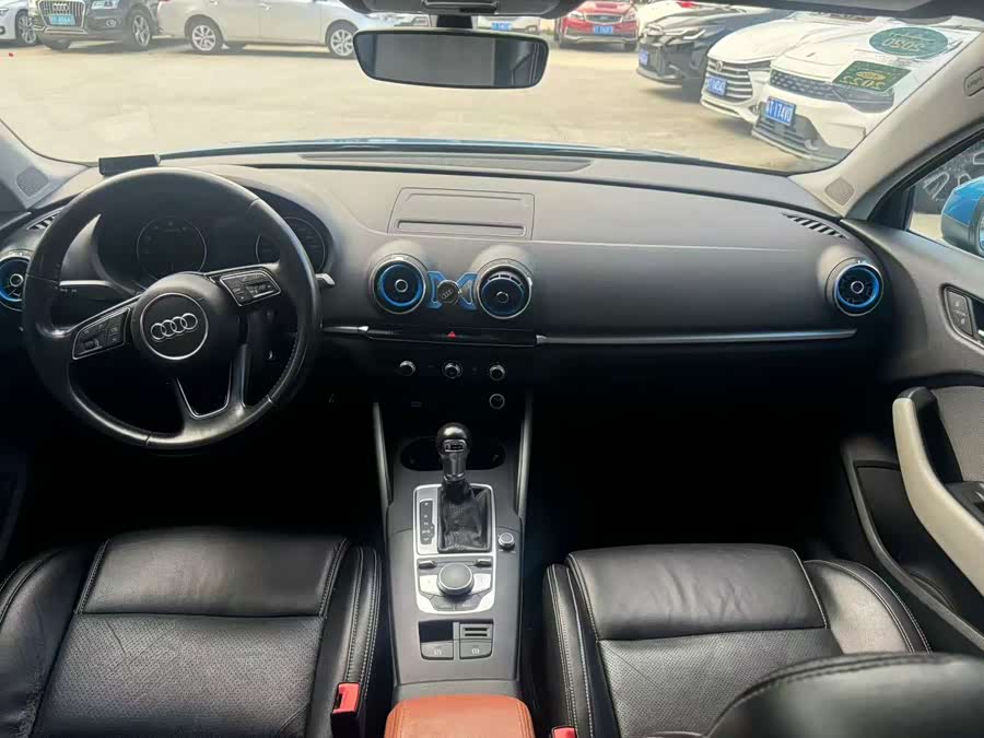 Audi A3 2018 car image #8