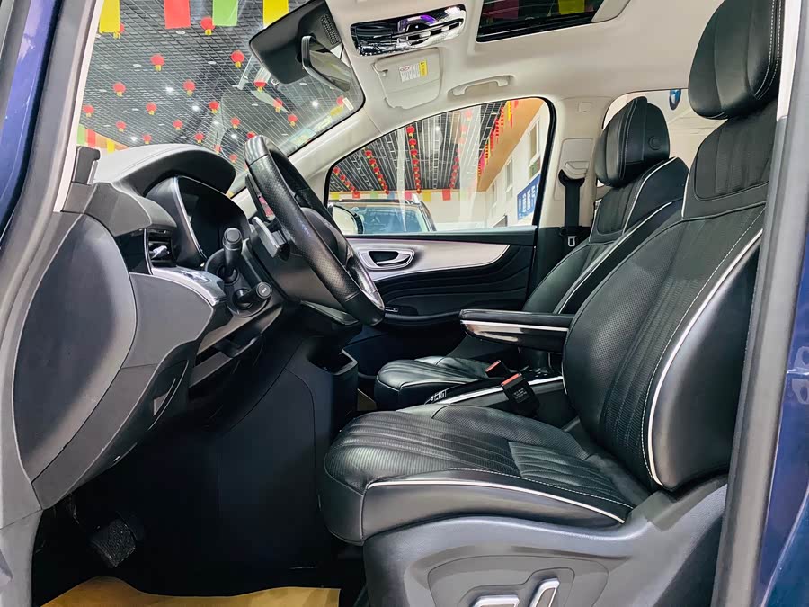 荣威 荣威iMAX8 2021 汽车图片 #8