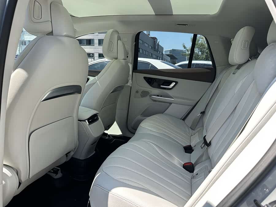 Mercedes-Benz EQE SUV 2023 #8 Mercedes-Benz EQE SUV 2023 car image #8