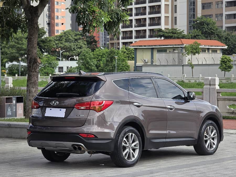 Hyundai Santa Fe (Imported) 2013 car image #8