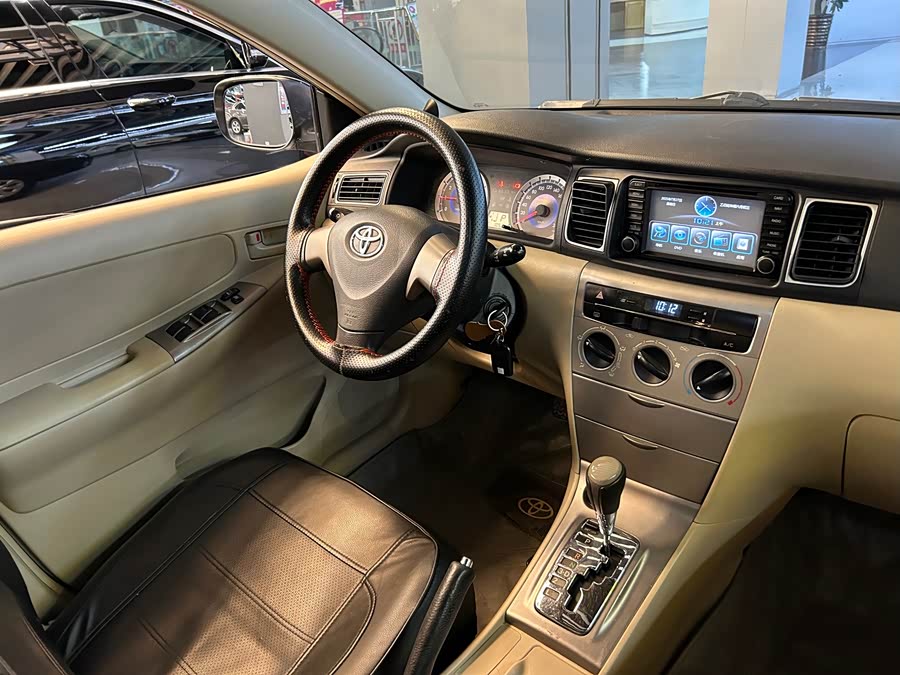 Toyota Corolla (Classic) 2013 immagine di auto #8