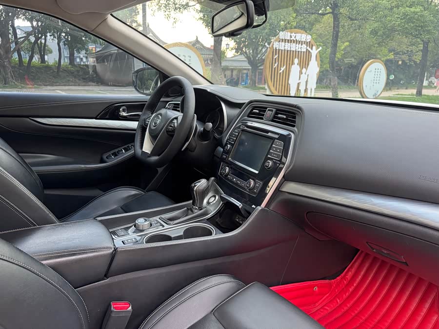 Nissan Maxima 2018 صورة سيارة #8