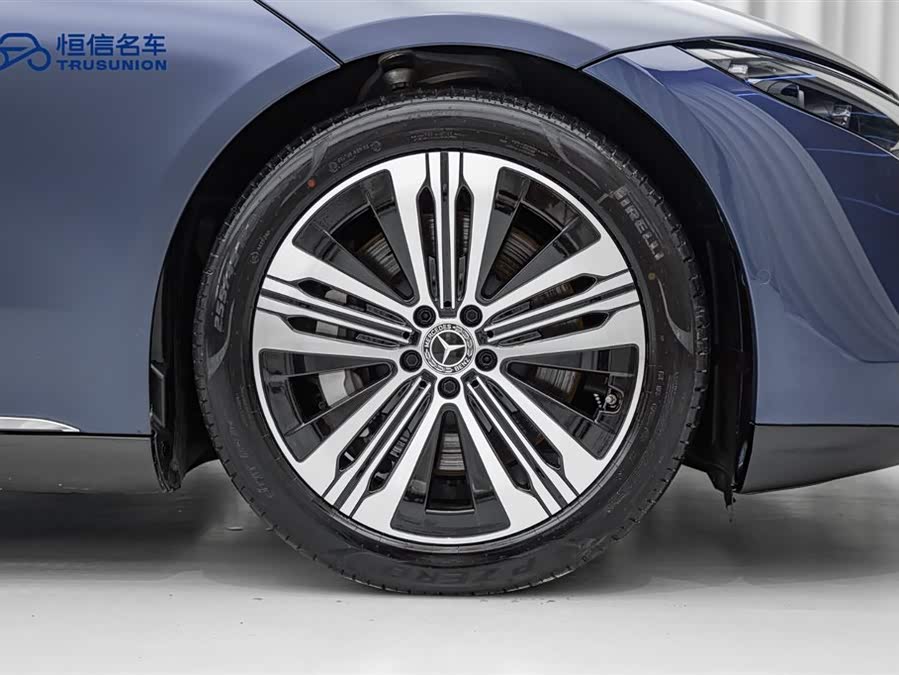 Mercedes-Benz EQS Class 2023 car image #8