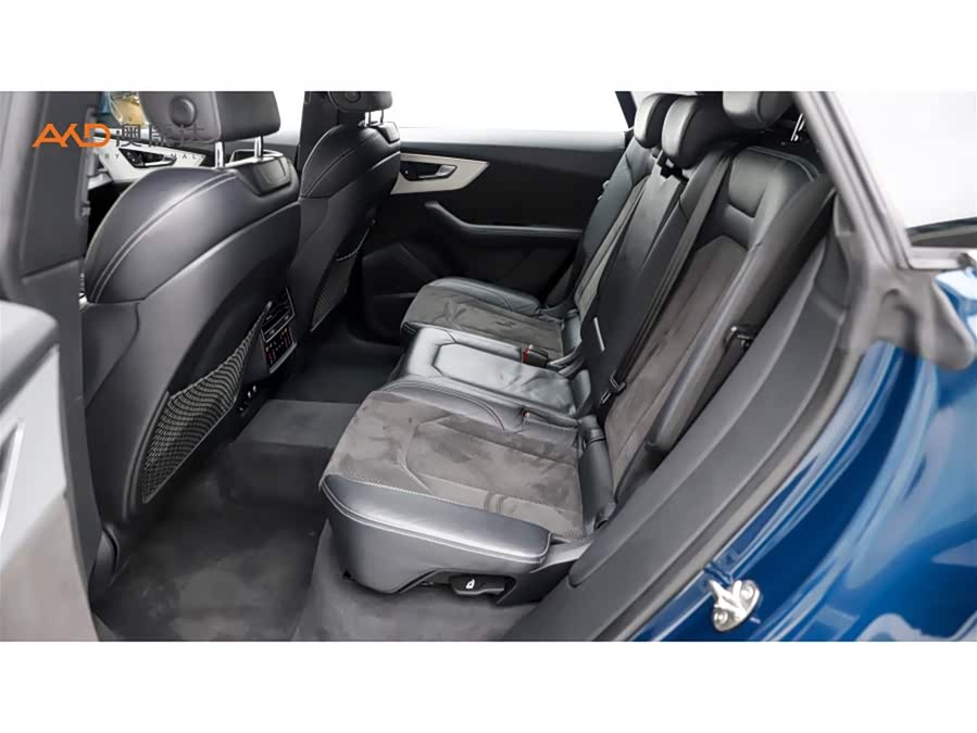 Audi Q8 2020 car image #8