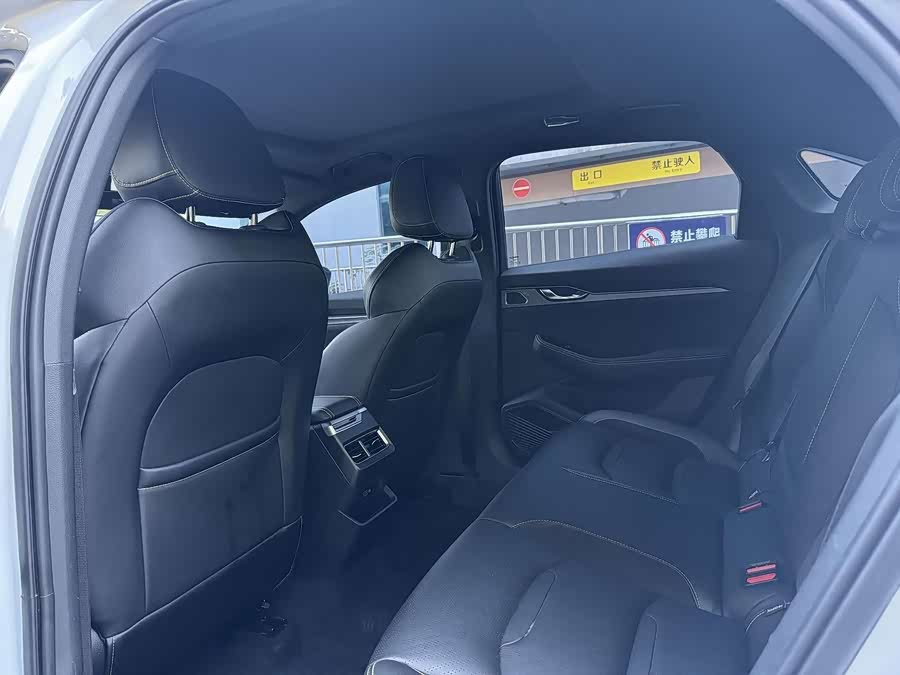 GEELY Preface 2021 car image #8