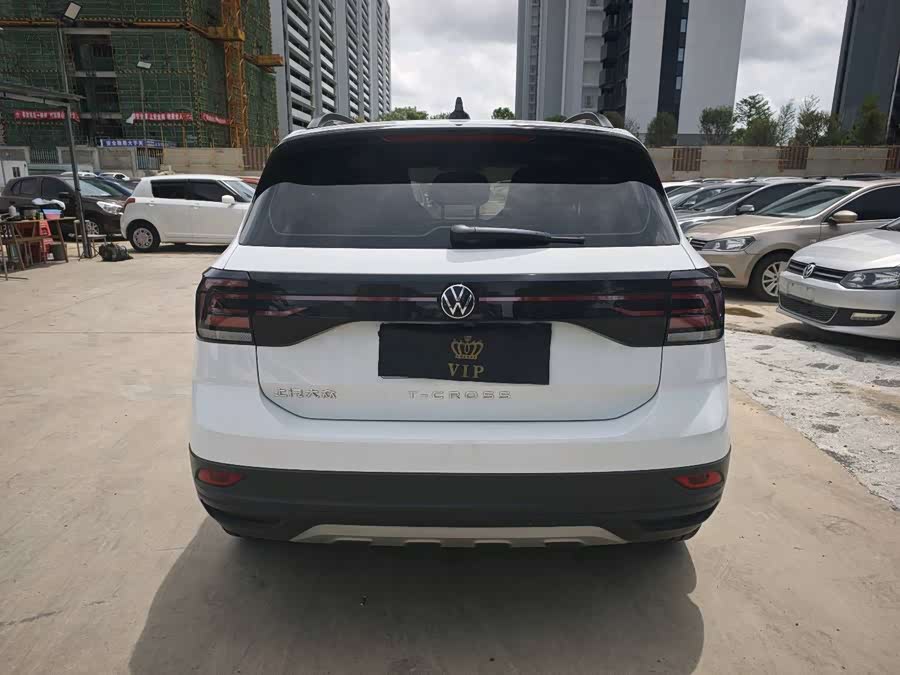 Volkswagen T-Cross 2023 car image #8