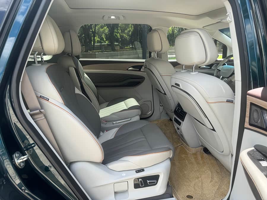 Forthing Yacht 2023 #8 Forthing Yacht 2023 car image #8