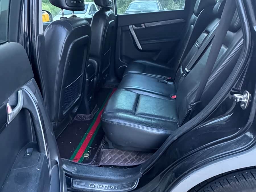 Chevrolet Captiva (Imported) 2011 #8 Chevrolet Captiva (Imported) 2011 car image #8