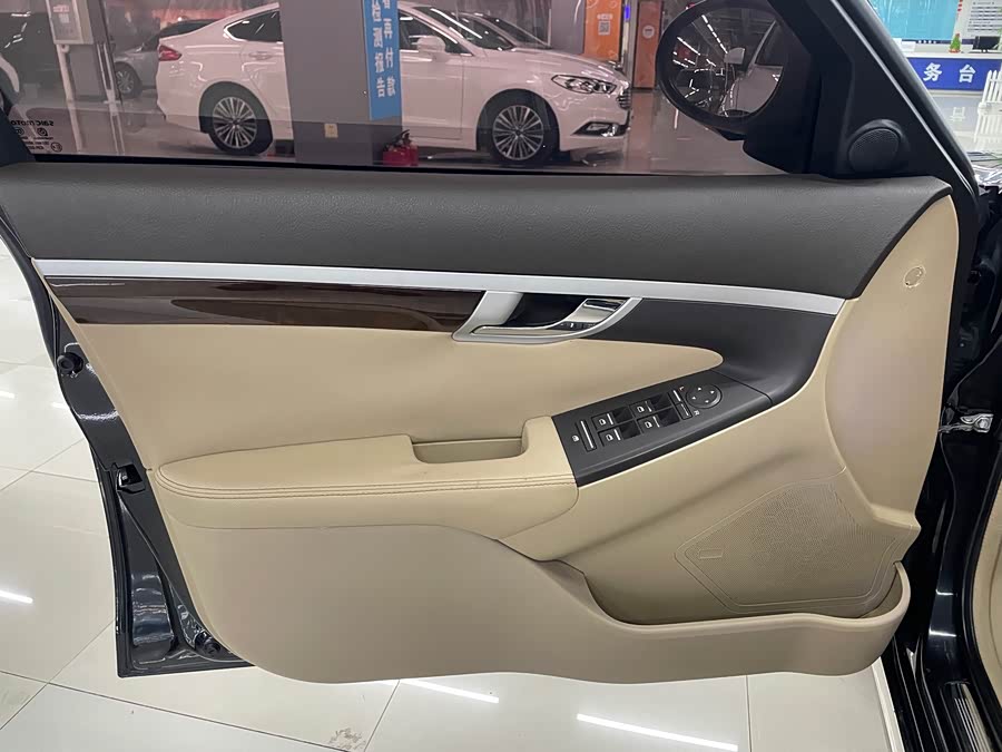 Roewe 750 2015 image de voiture #8