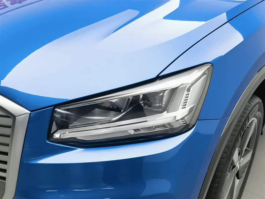 Audi Q2L e-tron 2020 #8 Audi Q2L e-tron 2020 صورة سيارة #8