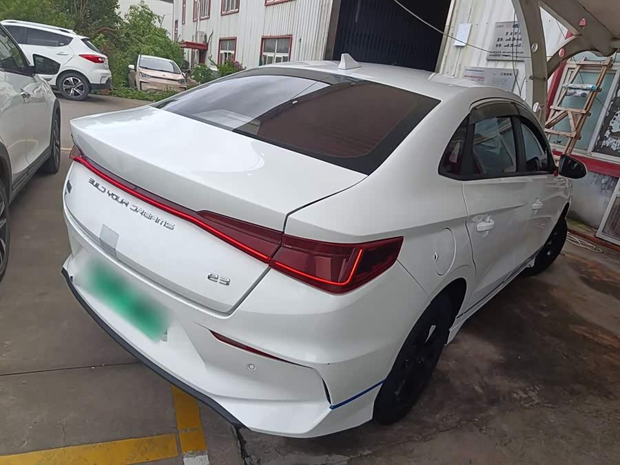 BYD e3 2022 изображение автомобиля #8