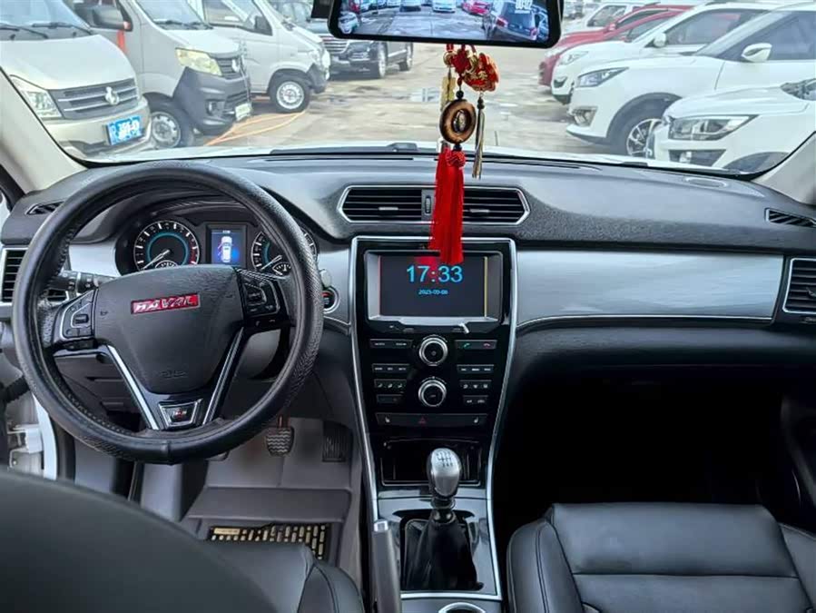 Haval H2 2014 car image #8