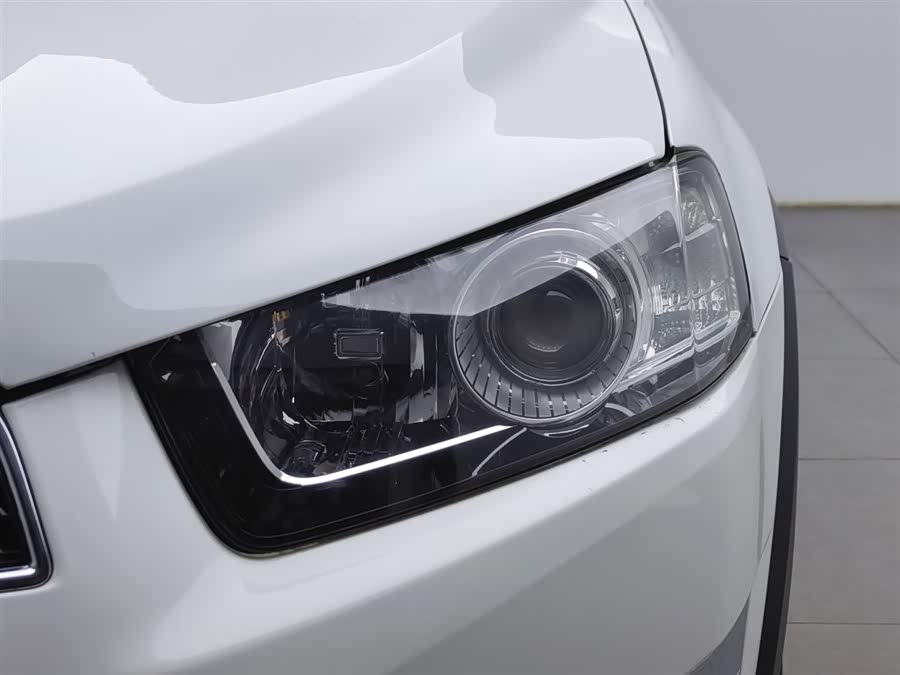 Chevrolet Captiva 2017 car image #8