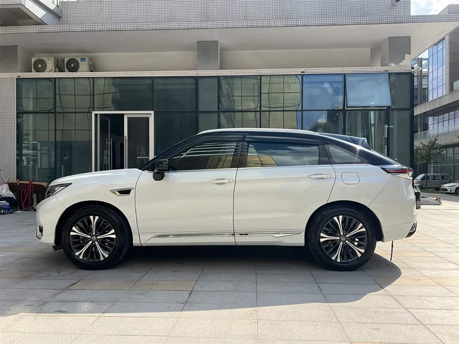 Honda UR-V 2022 #8 Honda UR-V 2022 car image #8