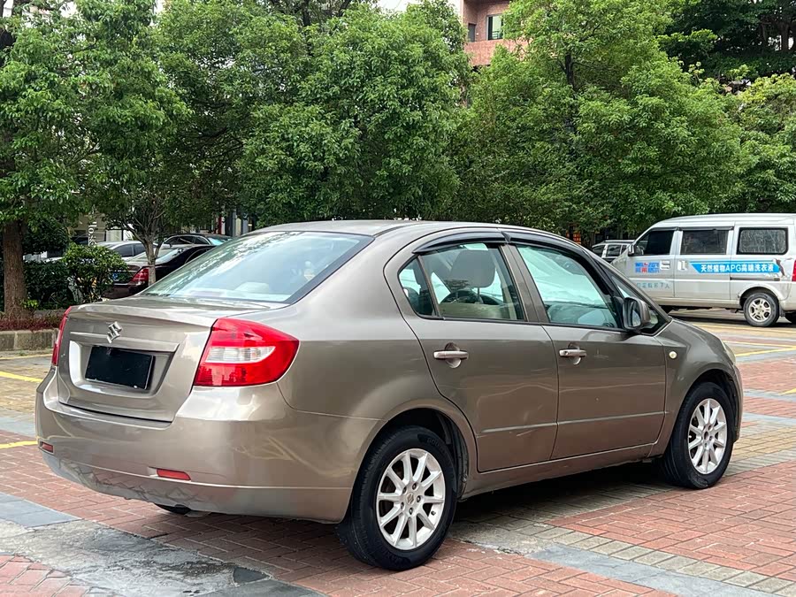 Suzuki SX4 Sedan 2014 imagem de carro #8