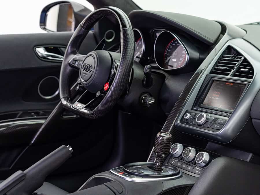 Audi R8 2013 #8 Audi R8 2013 car image #8