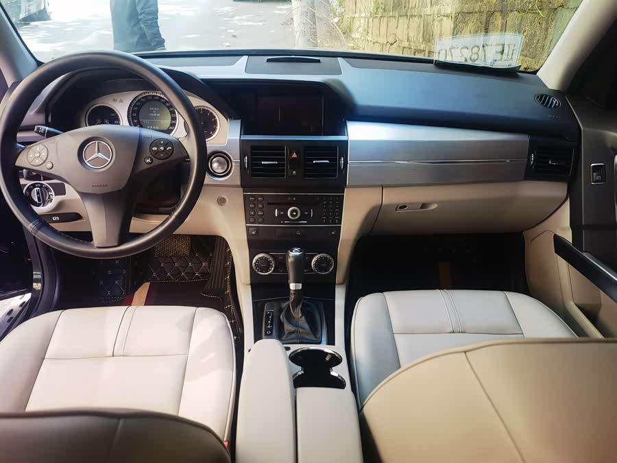 Mercedes-Benz GLK Class (Imported) 2012 #8 Mercedes-Benz GLK Class (Imported) 2012 car image #8