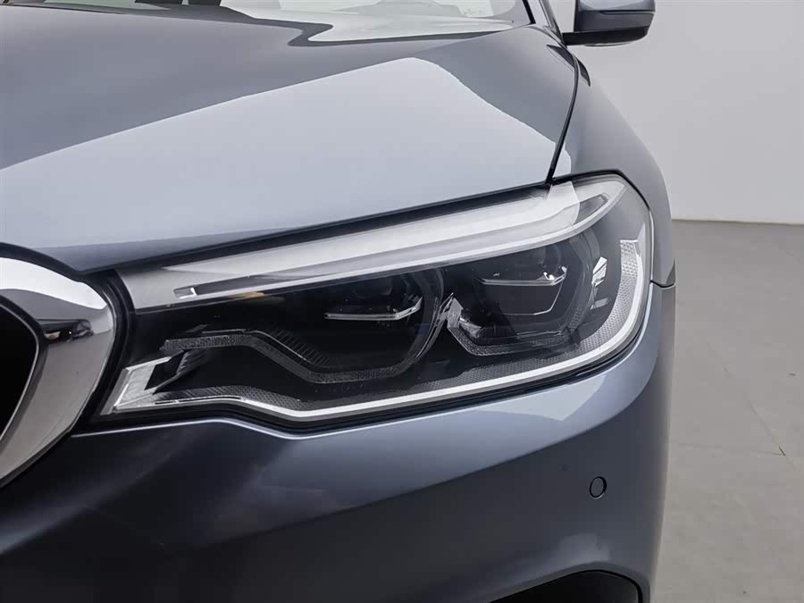 BMW 5 Series (Imported) 2018 #8 BMW 5 Series (Imported) 2018 car image #8