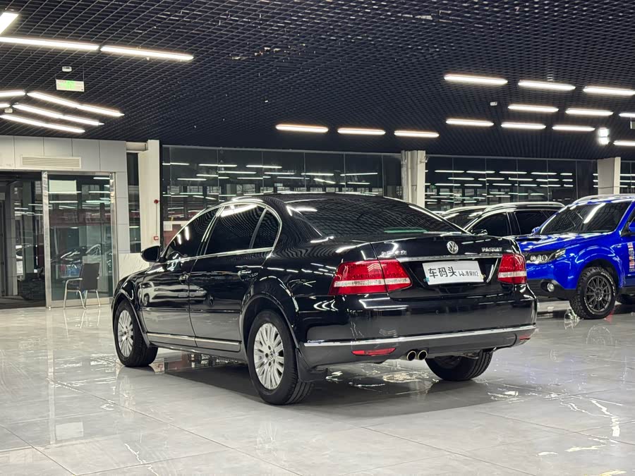 Volkswagen Passat Lingyu 2011 car image #8