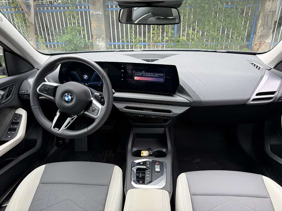 BMW 2 Series #8 BMW 2 Series صورة سيارة #8