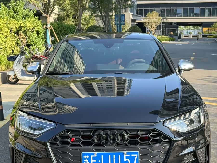 Audi S4 2023 car image #8