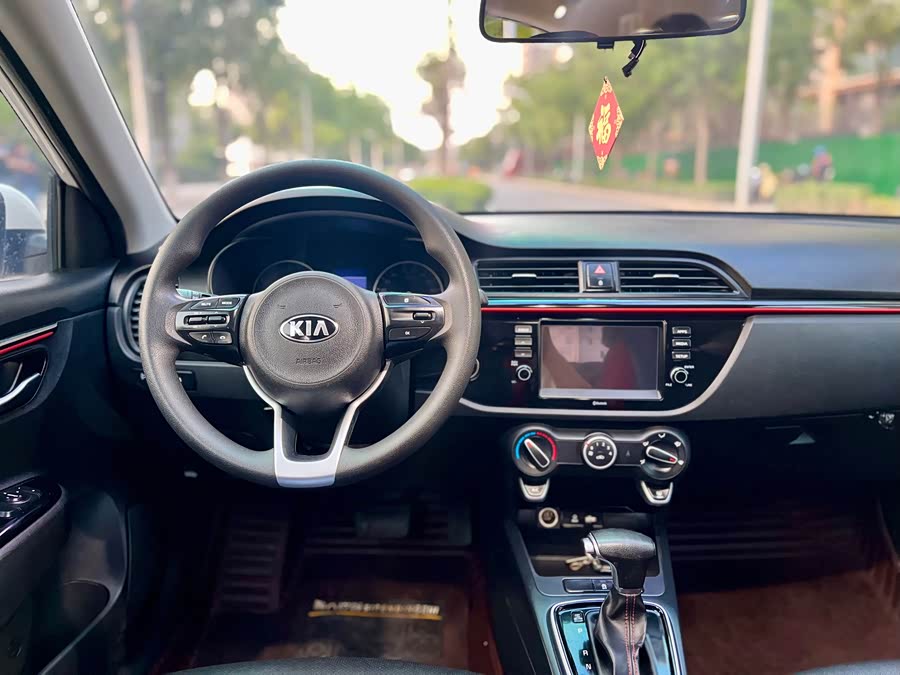 Kia Rio Cross 2018 صورة سيارة #8