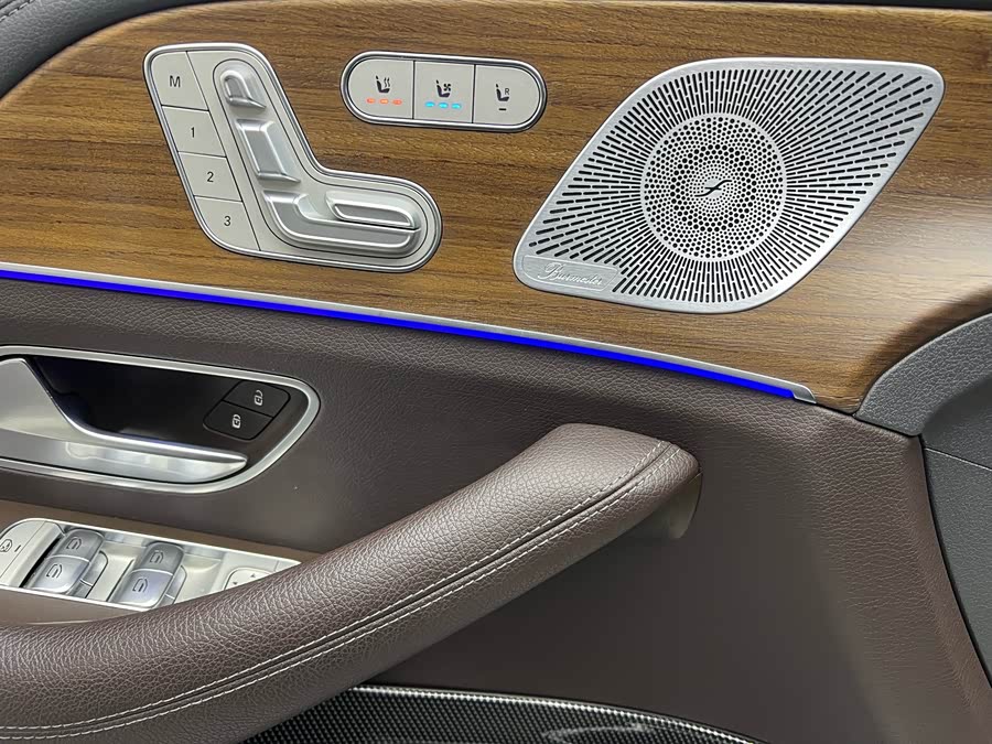 Mercedes-Benz GLS Class 2020 #8 Mercedes-Benz GLS Class 2020 car image #8