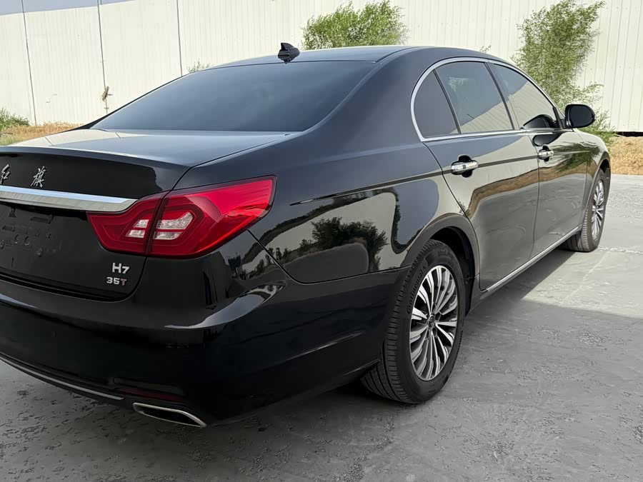 HongQi H7 2018 car image #8
