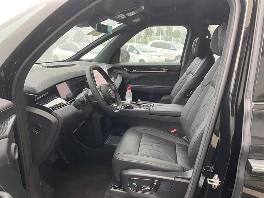 极氪 极氪009 汽车图片 #8