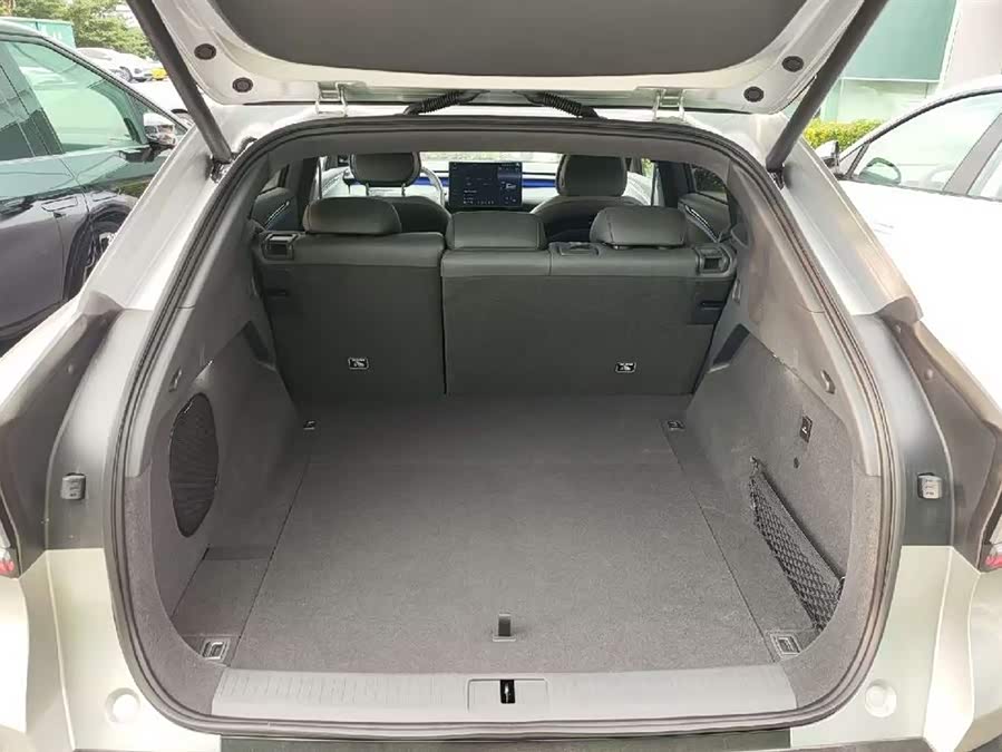 Xpeng G7 2025 #8 Xpeng G7 2025 immagine di auto #8