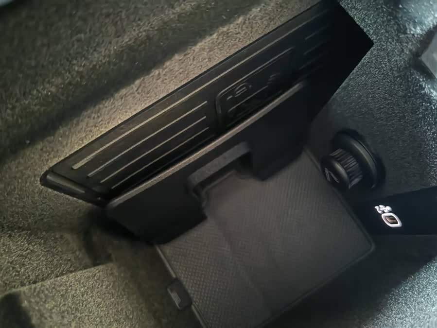 Audi e-tron GT 2024 صورة سيارة #8