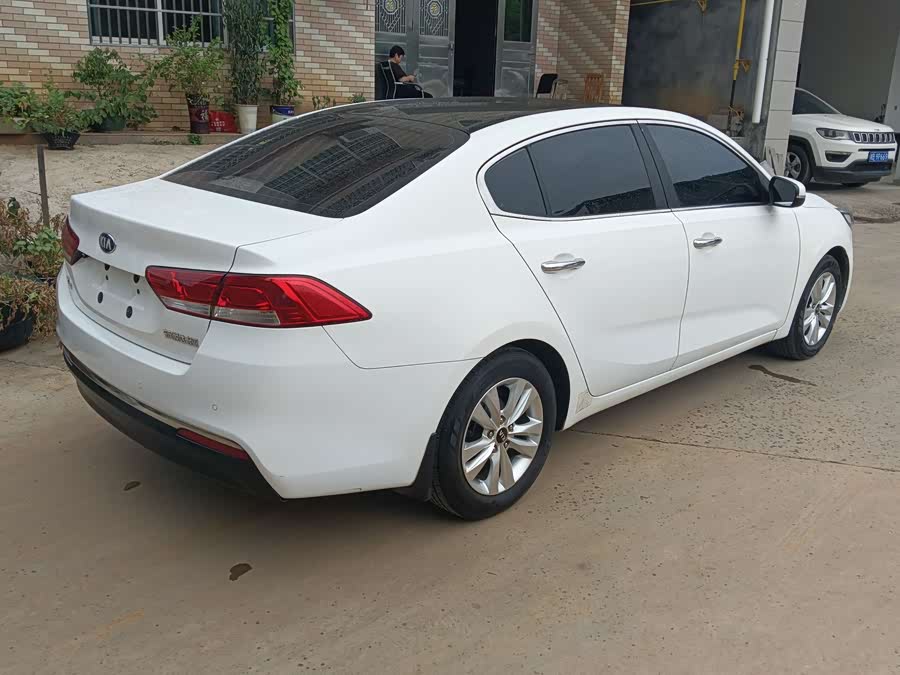 起亚 起亚K4 2014 汽车图片 #8