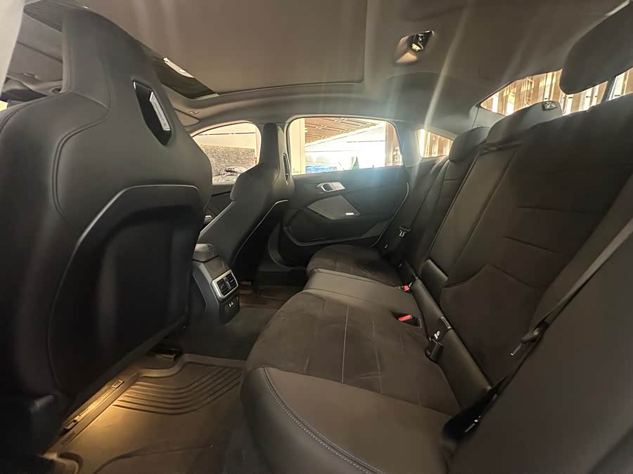 BMW 2 Series car image #8