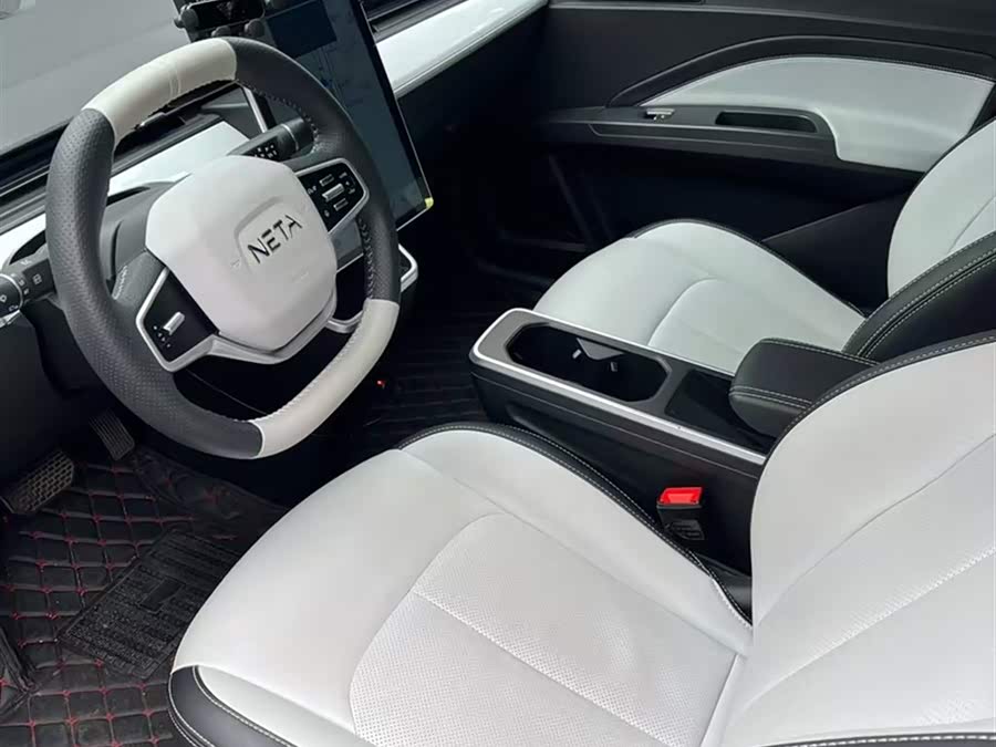 哪吒汽车 哪吒AYA 2024 汽车图片 #8