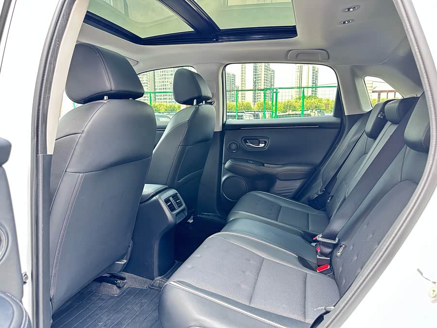 Honda ZR-V 2023 #8 Honda ZR-V 2023 car image #8