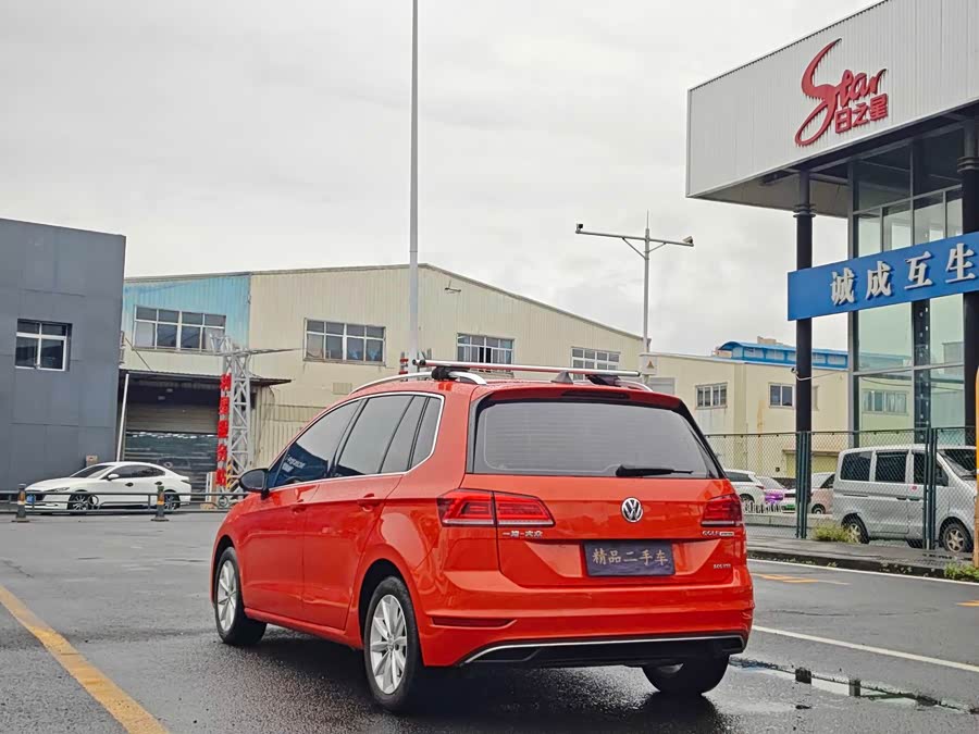 Volkswagen Golf Sportsvan 2019 car image #8