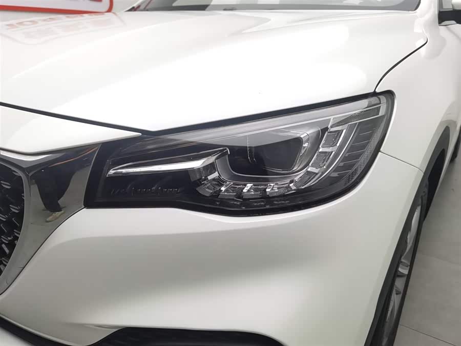 MG HS 2020 #8 MG HS 2020 car image #8