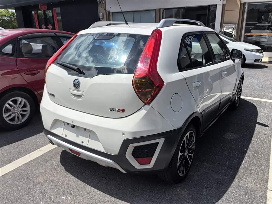 MG 3 SW 2016 car image #8