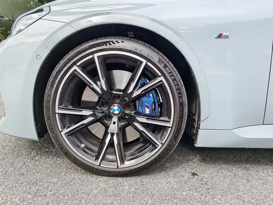BMW M240i 2025 immagine di auto #8