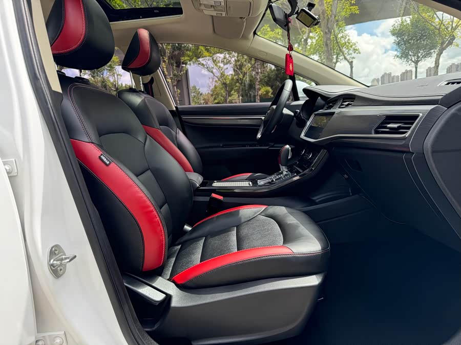 GEELY Monjaro MHEV 2021 #8 GEELY Monjaro MHEV 2021 car image #8