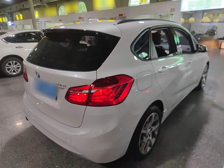 BMW 2 Series Tourer (Imported) 2015 #8 BMW 2 Series Tourer (Imported) 2015 car image #8
