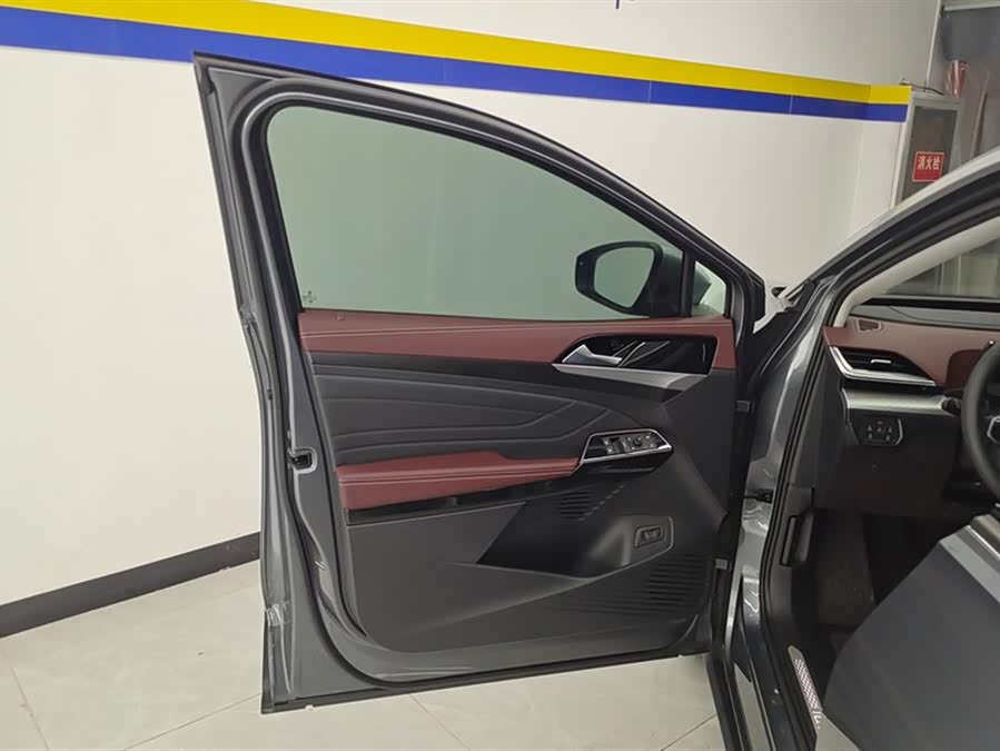 Volkswagen ID.6 X 2022 car image #8